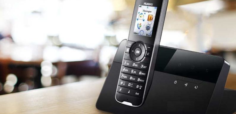 7 Reasons Not to Let Go of Your Landline