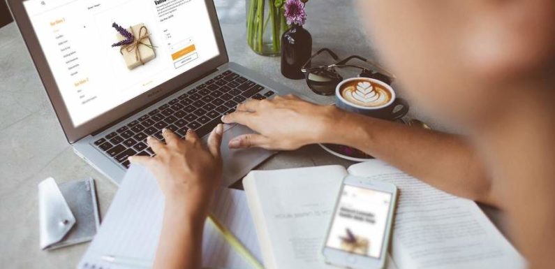 eCommerce and Blogging: Should You Do It?