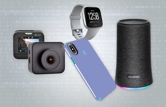 8 Awesome Tech Gifts for Gadget & Gear Geeks