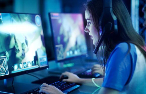 How to Keep Your Children Safe When Playing Online Games?