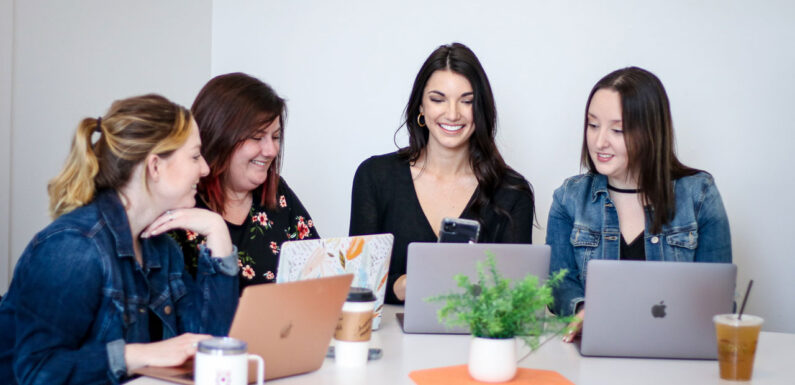 Social Media Business Simplified: A Guide From Strategy To Growth